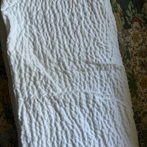 Waffle white king cover